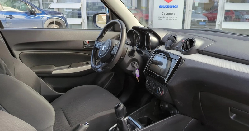 Suzuki Swift cena 52500 przebieg: 41252, rok produkcji 2020 z Wolbórz małe 631